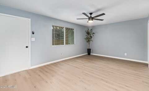 6565 N 19TH Avenue, Phoenix, AZ 85015