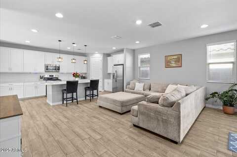 19447 W MARIPOSA Drive, Litchfield Park, AZ 85340