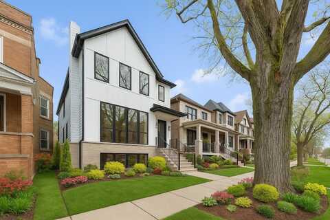 3920 N. Bell Avenue, Chicago, IL 60618