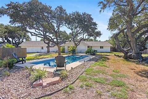 1219 S Church Street, Rockport, TX 78382