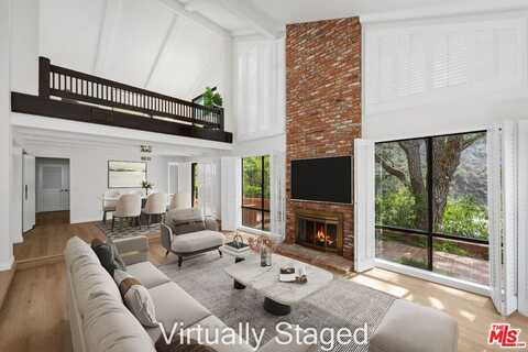 1317 Avenida De Cortez, Pacific Palisades, CA 90272