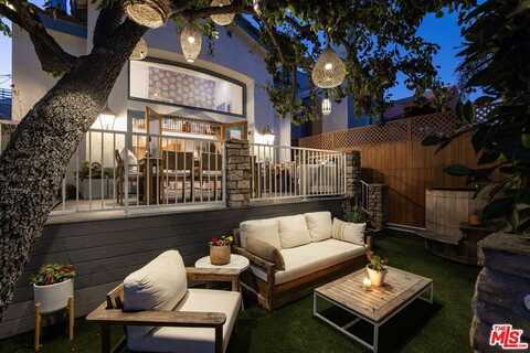 439 Carroll Canal, Venice, CA 90291