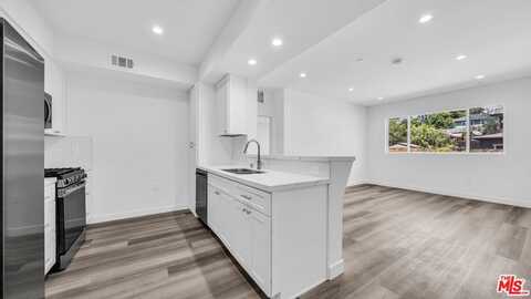 627 N Dillon St, Los Angeles, CA 90026