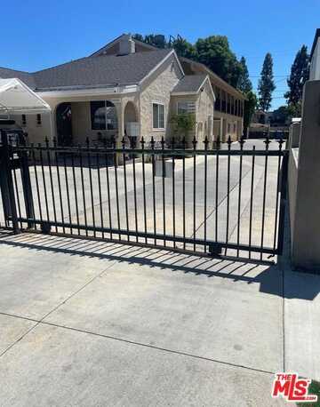 14206 Gilmore St, Van Nuys, CA 91401