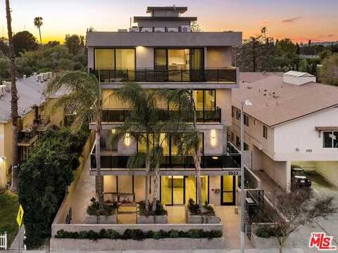 5923 Laurel Canyon Blvd, Valley Village, CA 91607