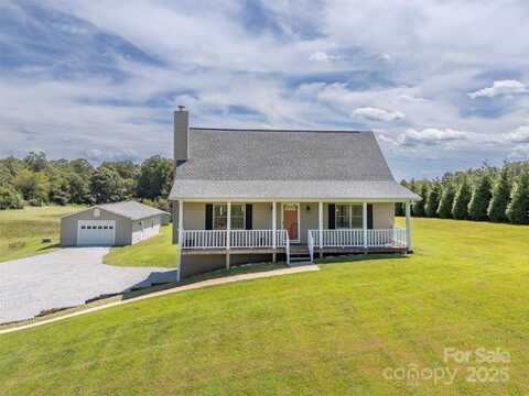 592 N Clear Creek Road N, Hendersonville, NC 28792