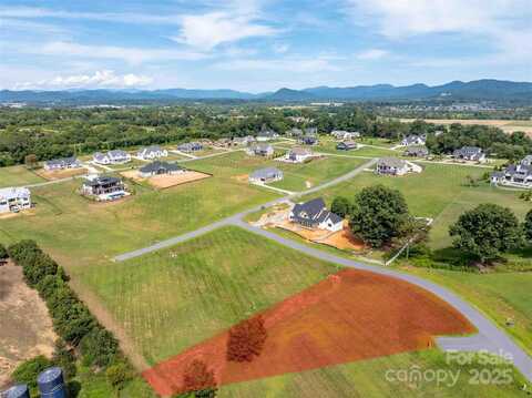 202 Soapstone Trail unit: 68, Mills River, NC 28759