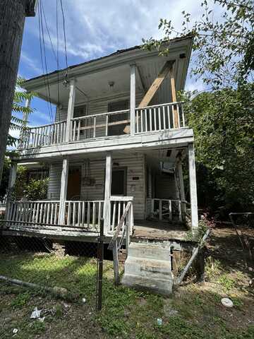 6 Poinsett Street, Charleston, SC 29403