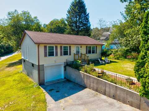 60 Hammel Lane, Montville, CT 06382