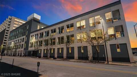 111 10th Street unit: 218, Des Moines, IA 50309