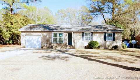 693 Stoneykirk Drive, Fayetteville, NC 28304