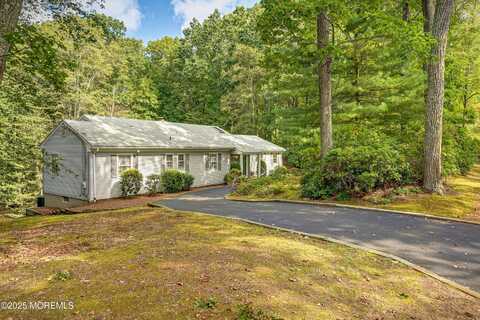 11 Deer Path, Holmdel, NJ 07733