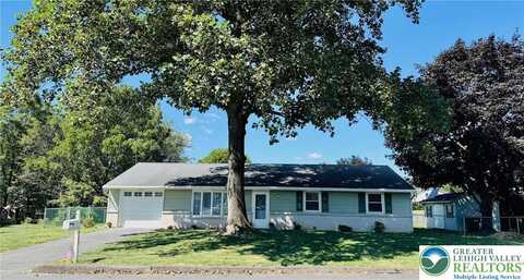 Willowdale Avenue, Nazareth, PA 18064