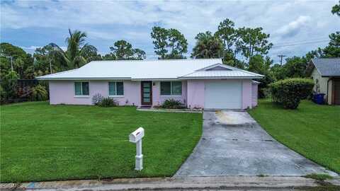 1323 Torreya Circle, North Fort Myers, FL 33917