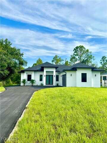 2558 72nd Avenue NE, Naples, FL 34120