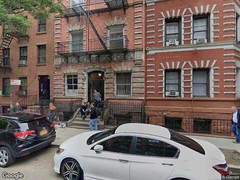 16Th, NEW YORK, NY 10011