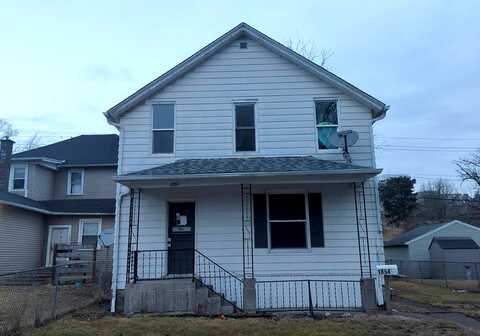 8Th, DAVENPORT, IA 52802