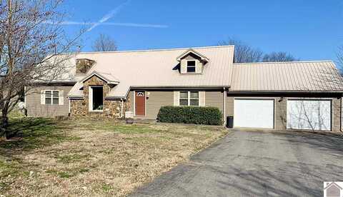 Lion, SALEM, KY 42078