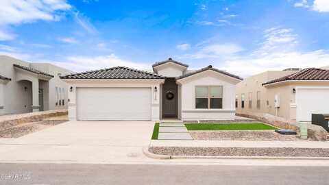 720 Paseo Dulce Avenue, Horizon City, TX 79928
