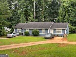 1292 Crystal Lake, Atlanta, GA 30349