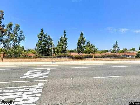 Nicole, LAGUNA NIGUEL, CA 92677