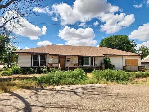10Th, BALLINGER, TX 76821