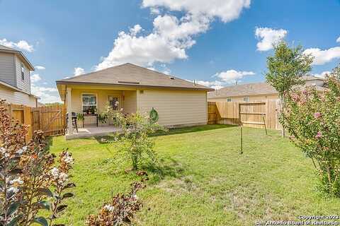 Middle Green, FLORESVILLE, TX 78114