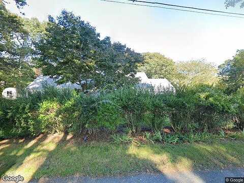 Geneva, SOUTH YARMOUTH, MA 02664