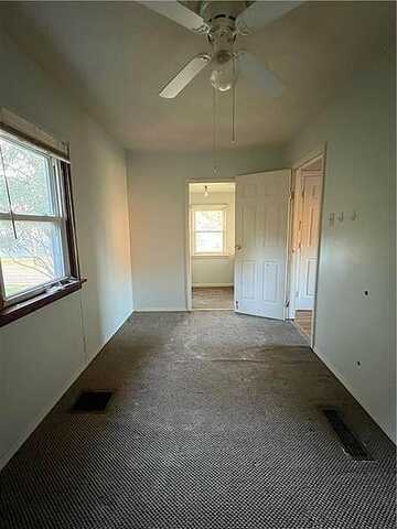 Petrolia, KARNS CITY, PA 16041