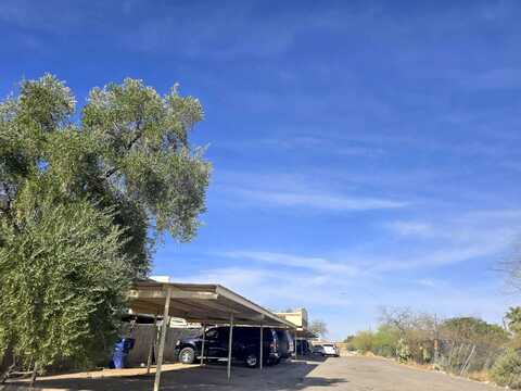Del Moral, TUCSON, AZ 85706