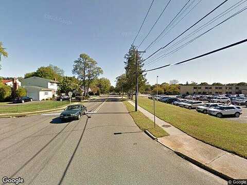 Half Hollow, DIX HILLS, NY 11746