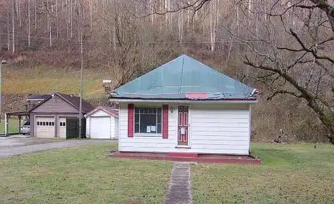 State Highway 1056, MC CARR, KY 41544