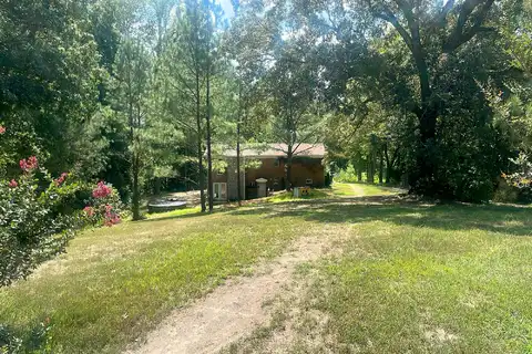 Kee, CAMDEN, TN 38320