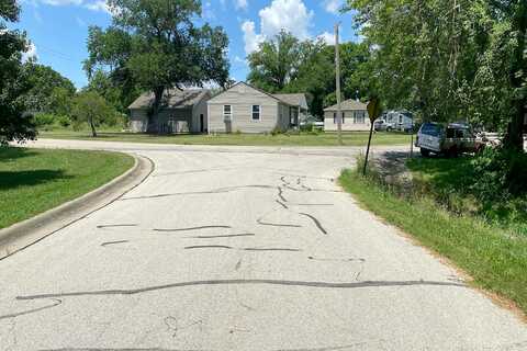 Elmwood, BURLINGTON, KS 66839
