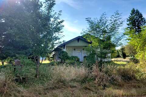 Bartl St, Clearlake, WA 98235