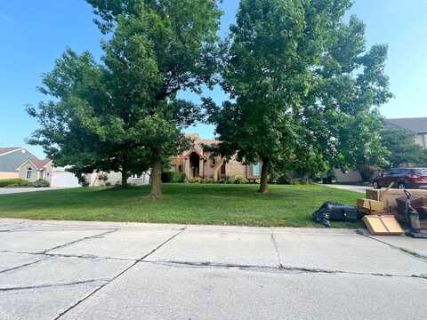 Geneva, FARMINGTON HILLS, MI 48331