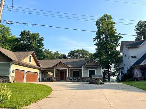 Filbert, BRIGHTON, MI 48116