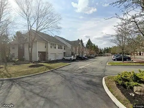 Deer Ct, MIDDLETOWN, NY 10940