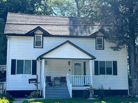 Spring, GRAND RAPIDS, MI 49503