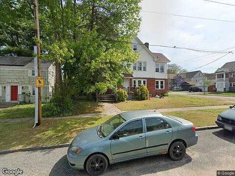 Knollwood St, Springfield, MA 01104