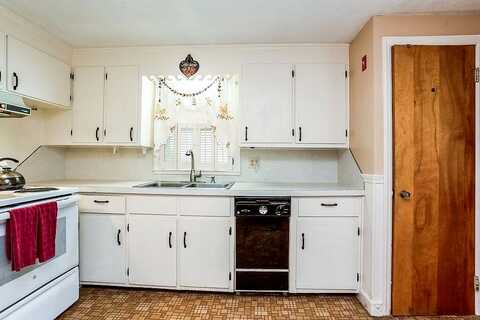 Atherton, SPRINGFIELD, MA 01104
