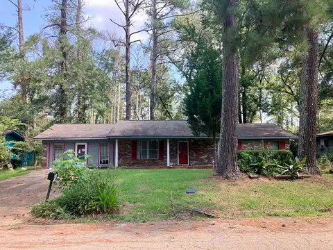 Wood Glen, JACKSON, MS 39204