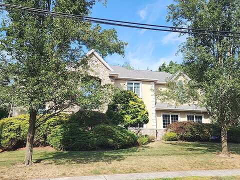 Laurence, CLOSTER, NJ 07624