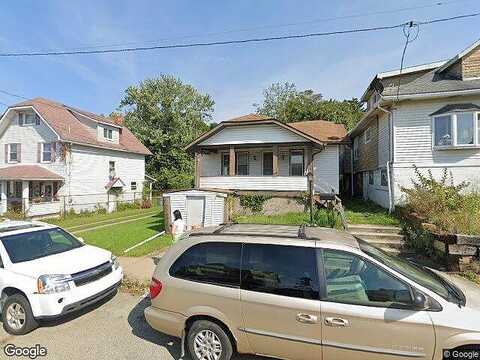 Victoria, NEW KENSINGTON, PA 15068