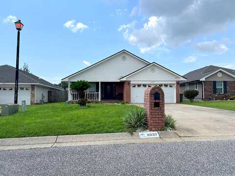 Tujaques, PENSACOLA, FL 32505