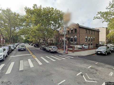 21-68 35 Street #1G, Astoria, NY 11105