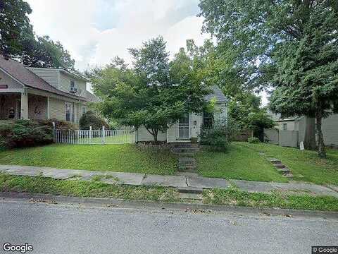 Center, LEBANON, IL 62254