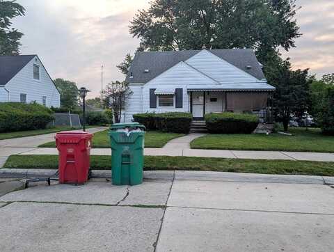 Saxony, EASTPOINTE, MI 48021