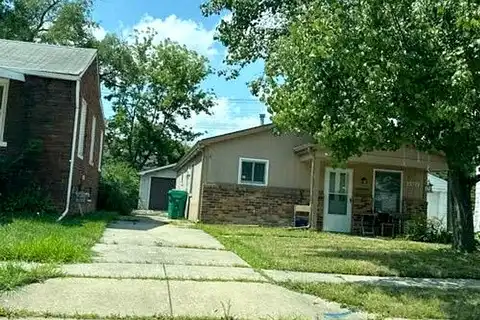 Piper, EASTPOINTE, MI 48021