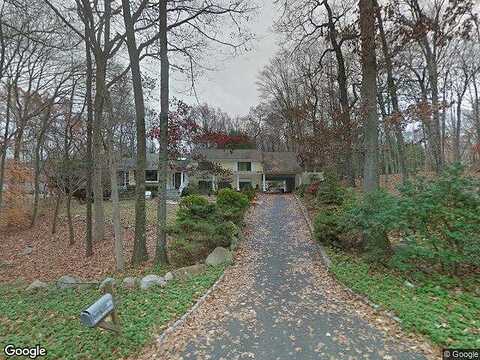 Parting Brook, NEW CANAAN, CT 06840